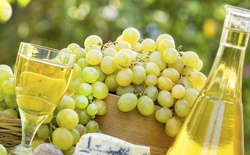 Uva bianca calice e vino - Enjoy Food & Wine